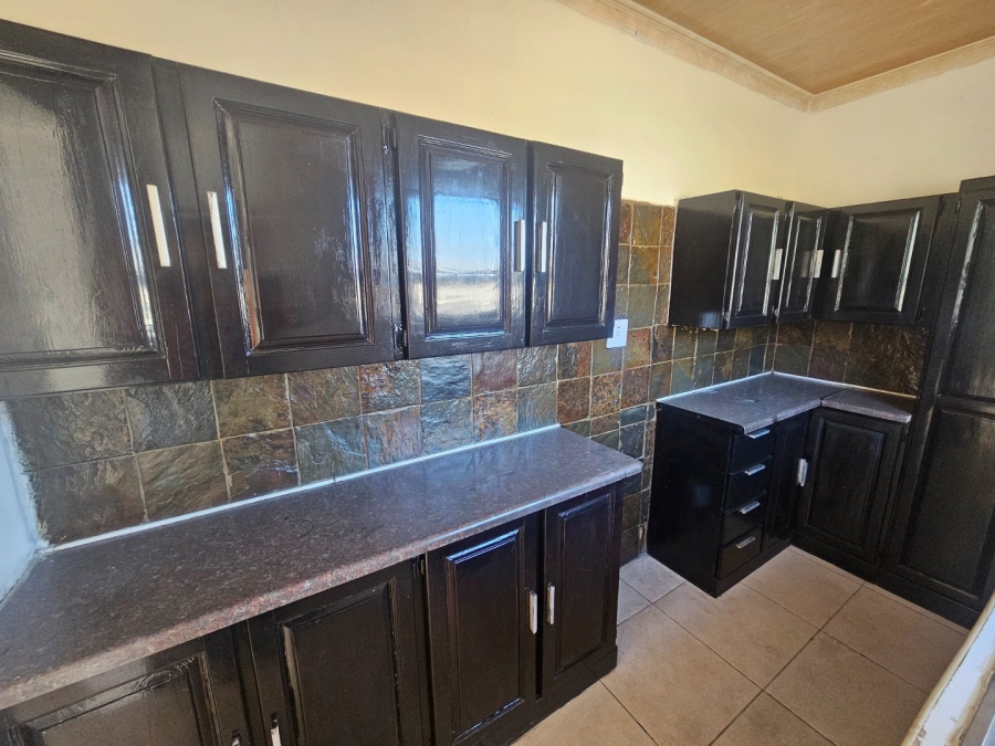 5 Bedroom Property for Sale in Panorama Free State
